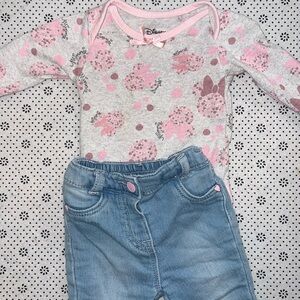 🛍CUTE LITTLE GIRLS OUTFIT SIZE 0-3 MONTHS 🛍